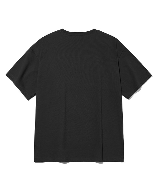 블러 이펙트 라운드 티셔츠-블랙-FILLUMINATE