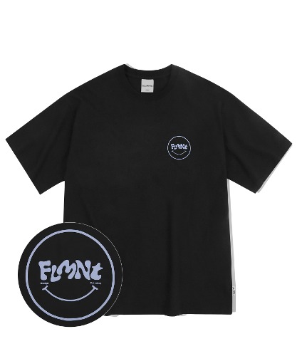 오버핏 스마일 로고 티셔츠-블랙-FILLUMINATE